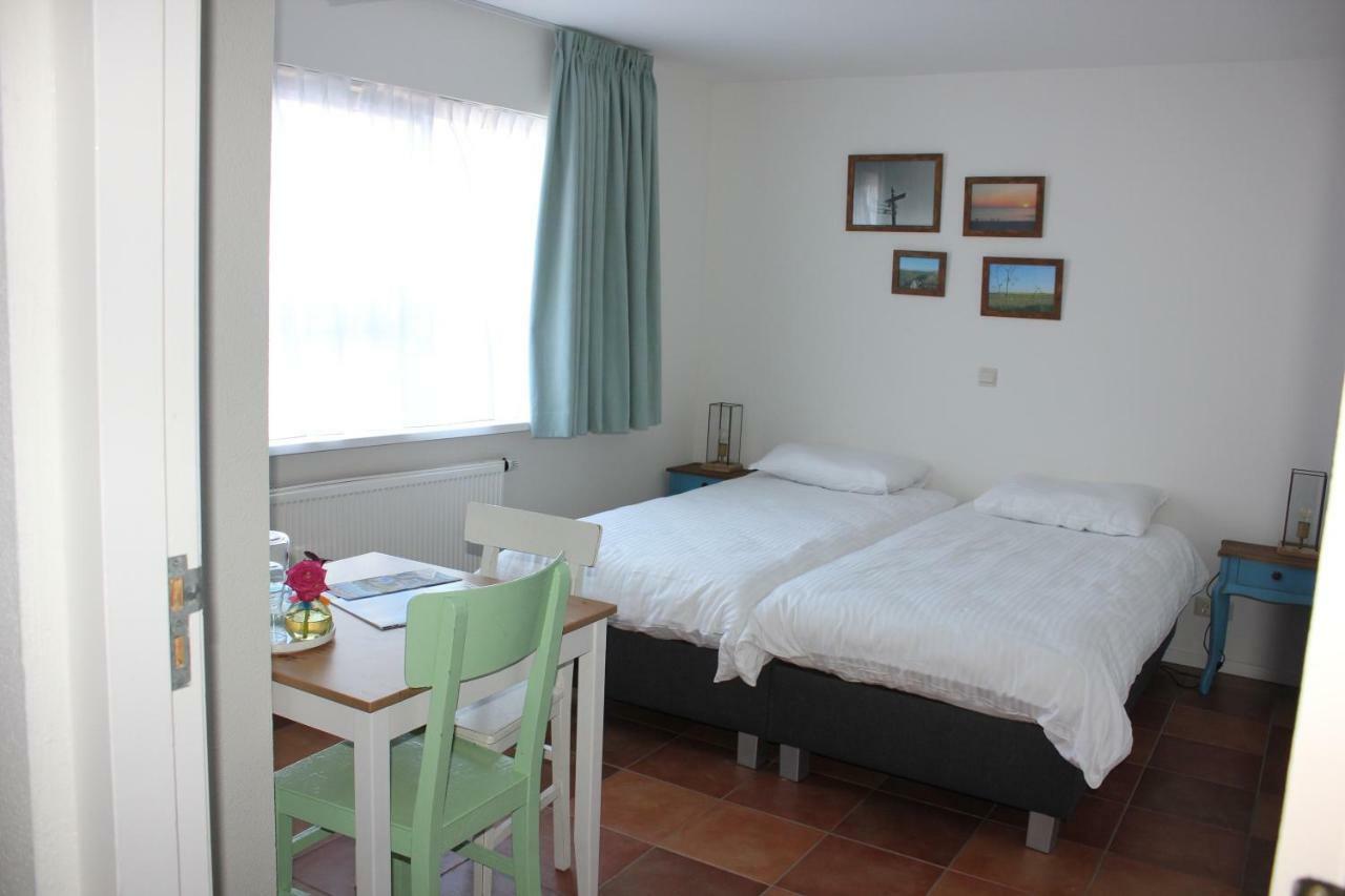 Bluesheep-Texel Bed & Breakfast Де Коох Екстериор снимка